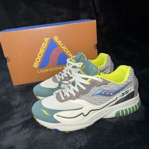 Saucony 3D Grid Hurricane Bodega Sneaker